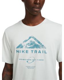 Remera Nike Dri-Fit Trail